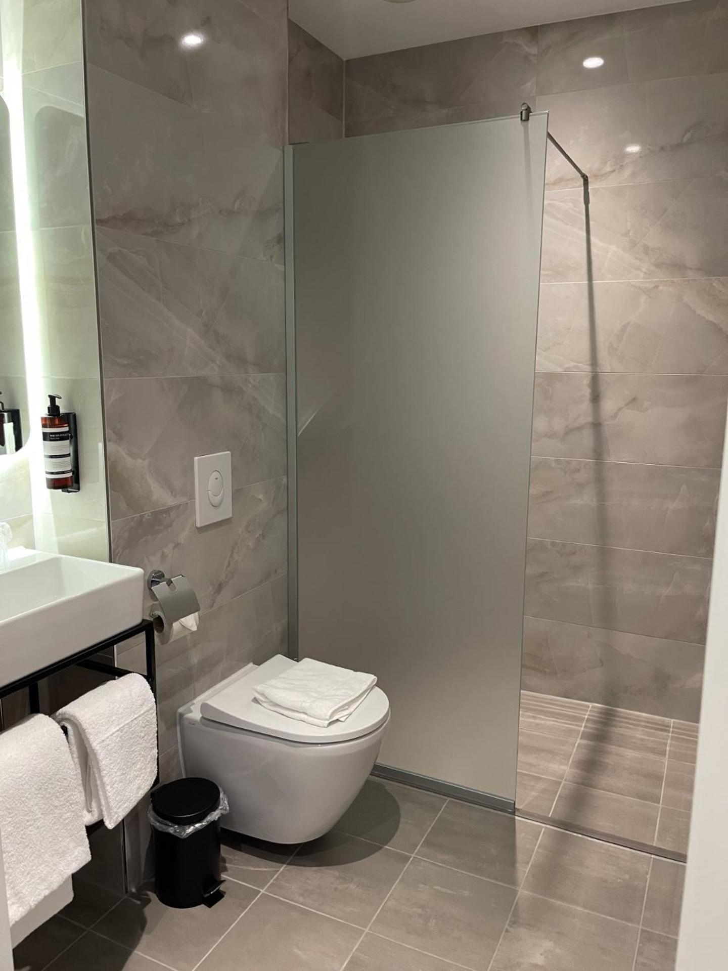 Ozo Hotels Antares Airport Hoofddorp Exteriör bild