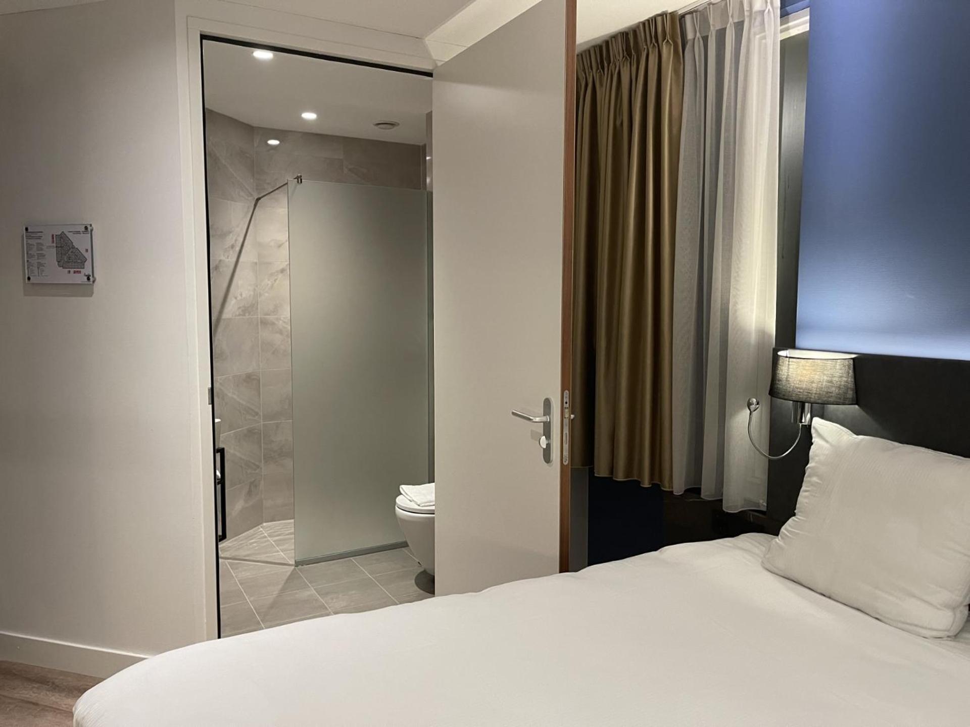 Ozo Hotels Antares Airport Hoofddorp Exteriör bild