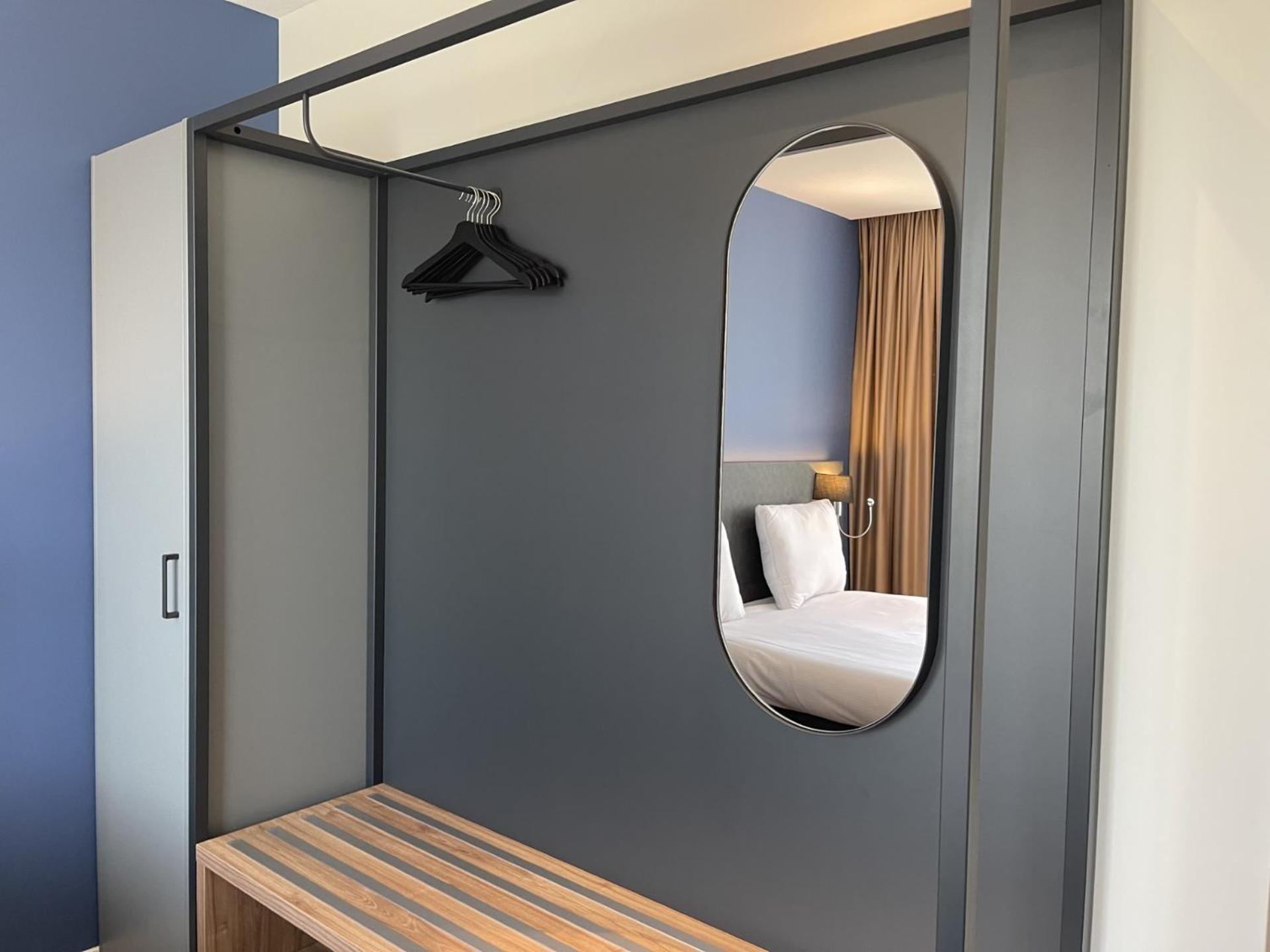 Ozo Hotels Antares Airport Hoofddorp Exteriör bild