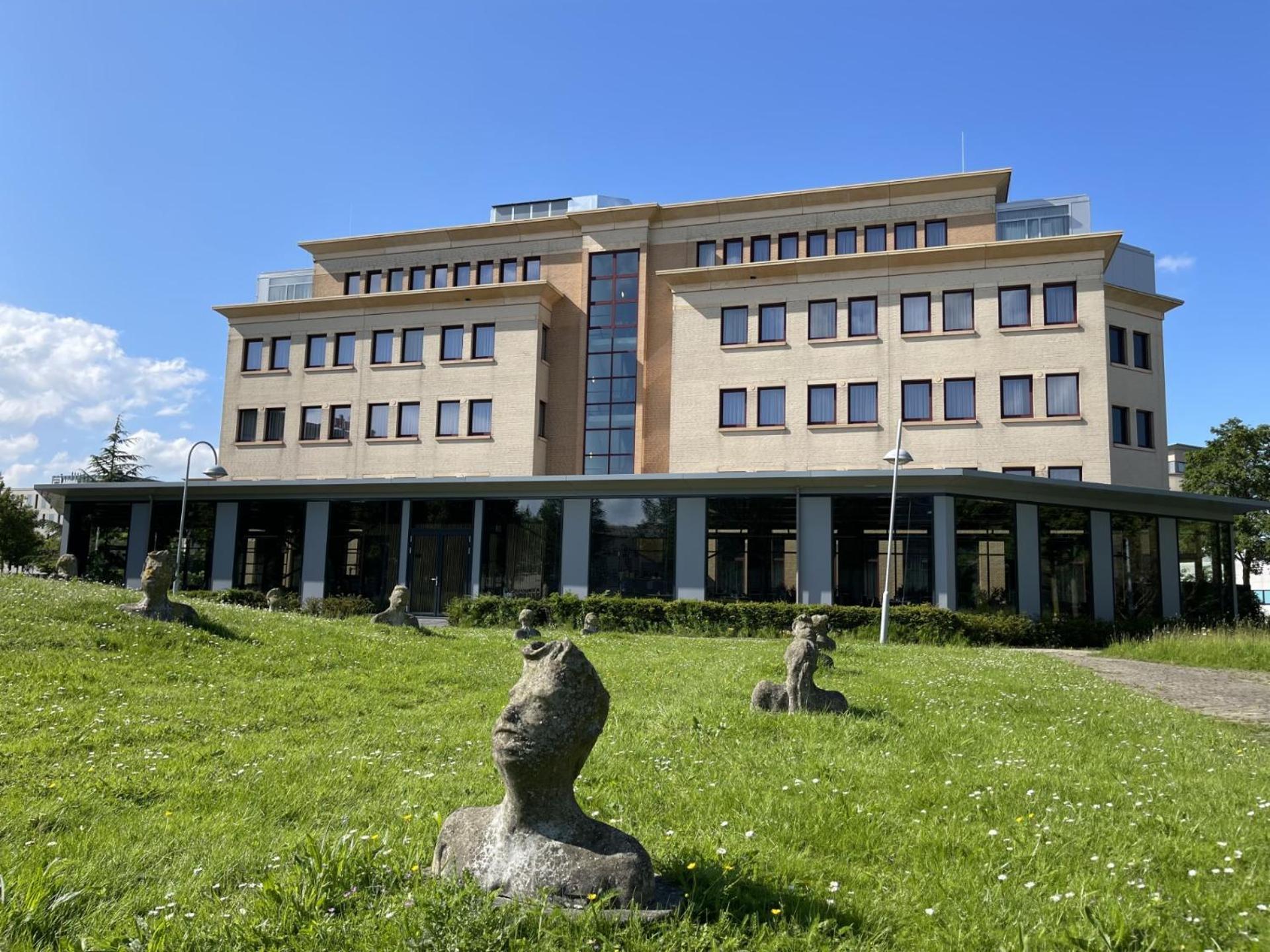 Ozo Hotels Antares Airport Hoofddorp Exteriör bild