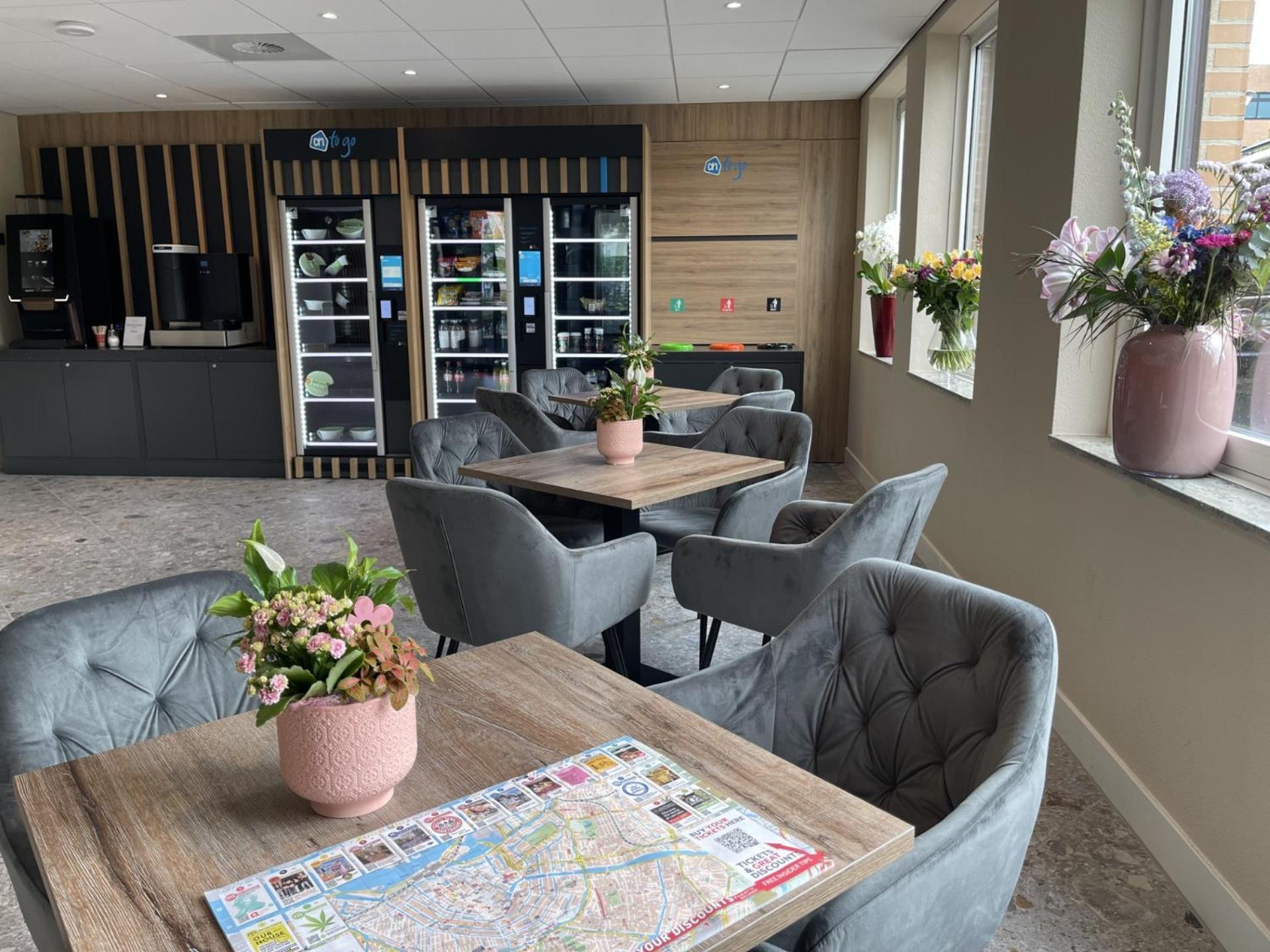 Ozo Hotels Antares Airport Hoofddorp Exteriör bild